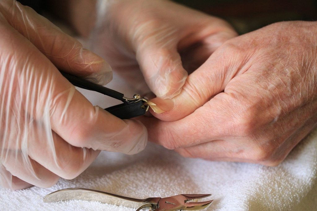 cna fingernail care for elderly